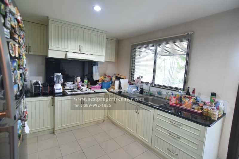 For Sell Supalai Place Condominium 3 Bedroom Soi Sukhumvit 39 BTS Phrom Phong