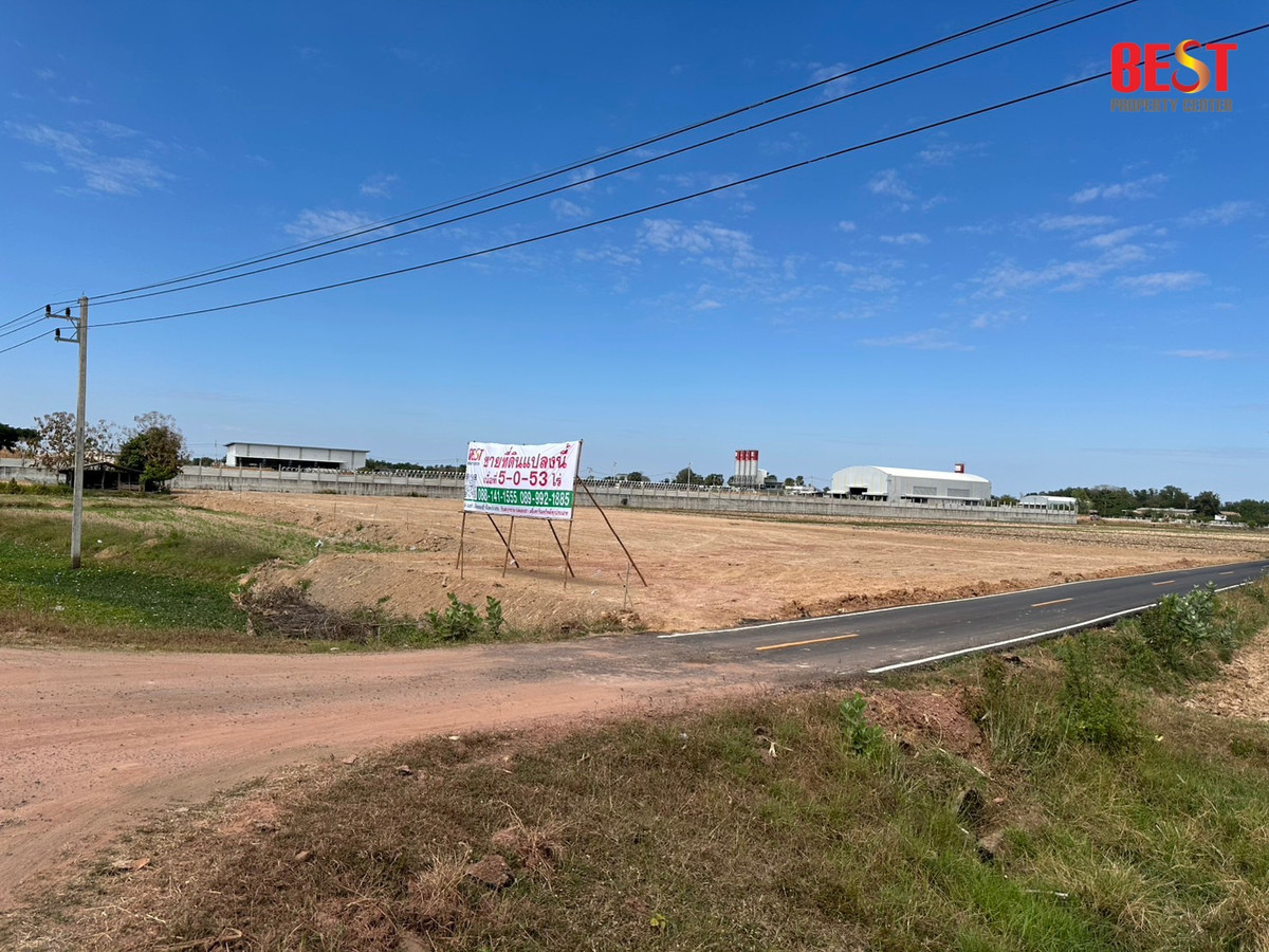 ขายที่ดิน ตำบล แกใหญ่ อำเภอเมือง สุรินทร์ ที่สวยมาก ติดถนนใหญ่ แปลงมุม ถมแล้ว ขนาดกำลังสวย เหมาะสำหรับลงทุน