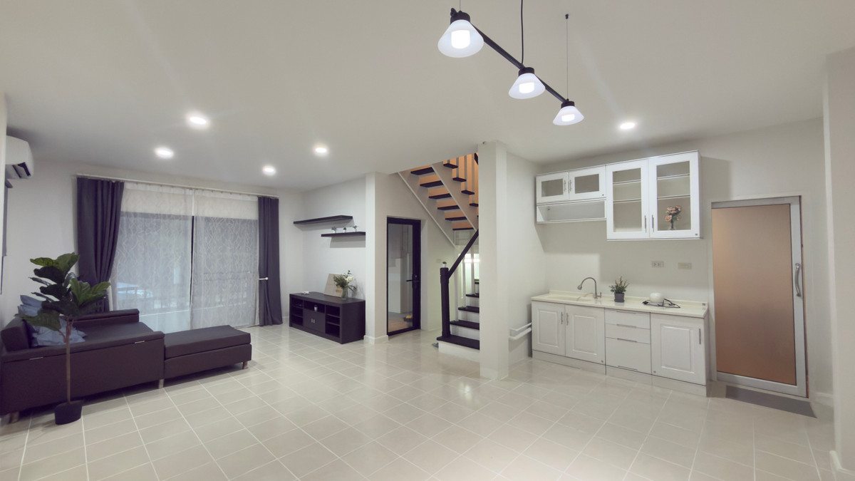 รับผ่อนตรง ขาย บ้าน พร้อมพัฒน์ 1 รามอินทรา ต้นโครงการ พื้นที่ใช้สอยเยอะ แอร์ 5 ตัว ใกล้ โรงเรียนสาธิตพัฒนา หรือ เลิร์นสาธิตพัฒนา ใกล้ทางด่วน จตุโชติ กู้ได้เต็ม หรือ ผ่อนตรงได้