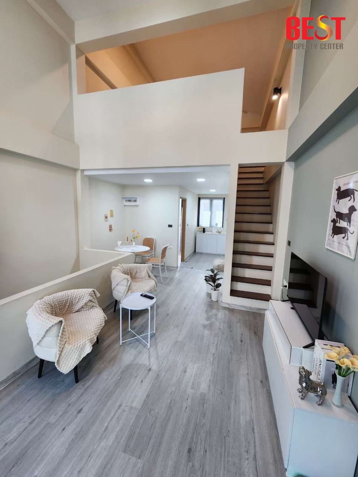 ขายบ้านแฝด ใจกลาง สุขุมวิท 101/1 หรือ วชิรธรรมสาธิต 42 เดินทางสะดวก เหมาะสำหรับพักอาศัย Office คาเฟ่ หรือ ลงทุน ปล่อยเช่า