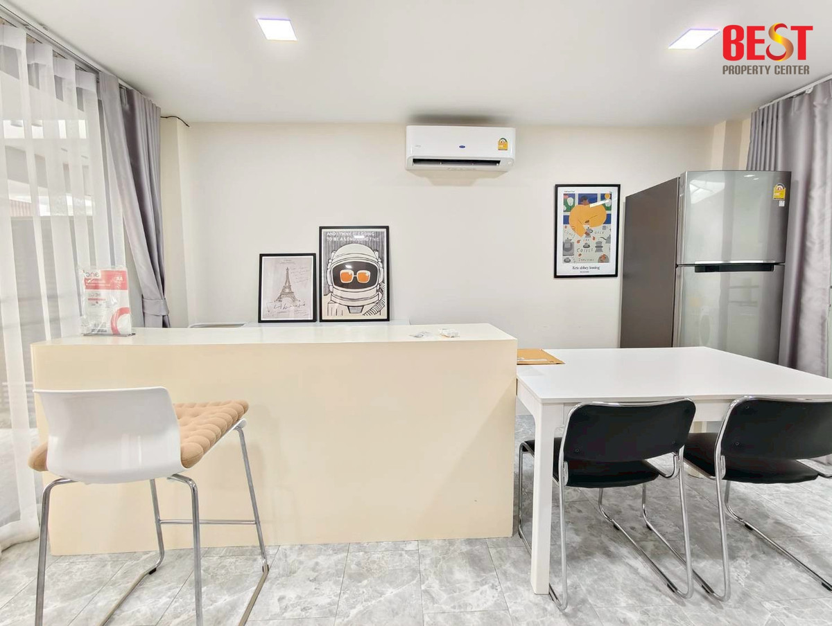 ขายบ้าน ใจกลาง สุขุมวิท 101/1 หรือ วชิรธรรมสาธิต 42 เดินทางสะดวก เหมาะสำหรับพักอาศัย Office คาเฟ่ หรือ ลงทุน ปล่อยเช่า