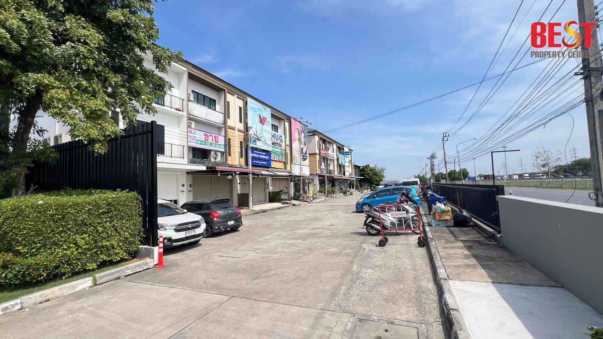 🏙️ ขายด่วน! อาคารพาณิชย์ 3 ชั้น หน้าโครงการ The Connect วงแหวน-รามอินทรา 2 ทำเลดี ติดถนนใหญ่ ใกล้ทางด่วนจตุโชติ