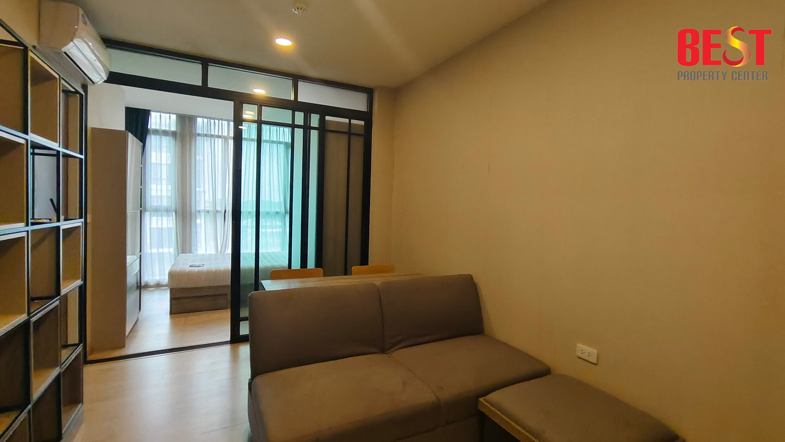 ขาย คอนโด ห้องมุม 2 ห้องนอน 1 ห้องน้ำ ชั้น 5  The Cube North แจ้งวัฒนะ 12 แยก 2 เฟอร์ และ เครื่องใช้ไฟฟ้าครบ พร้อมเข้าอยู่ ราคาถูกที่สุดในโครงการ
