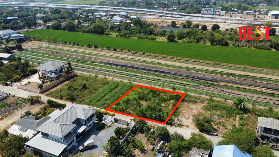 ขาย ที่ดินเปล่า 200 วา ซ. สุคะโต ใกล้วัดไพร่ฟ้า ถนน ราชพฤกษ์ สะพานพระราม 8 เมืองปทุมธานี เหมาะสำหรับ สร้างบ้าน