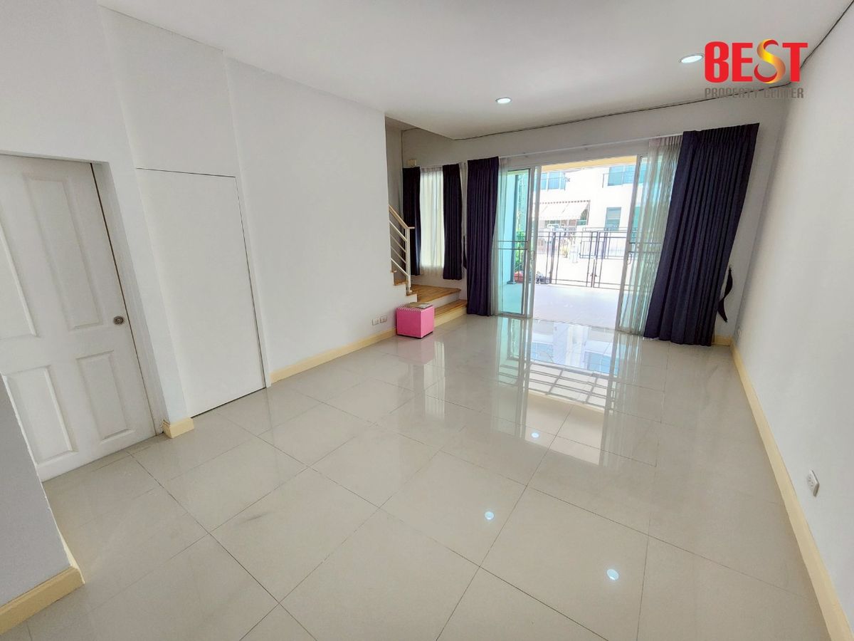 🚩 ให้เช่าทาวน์โฮม 3 ชั้น บ้านกลางเมือง ลาดพร้าว 87 – ลาดพร้าว 101 