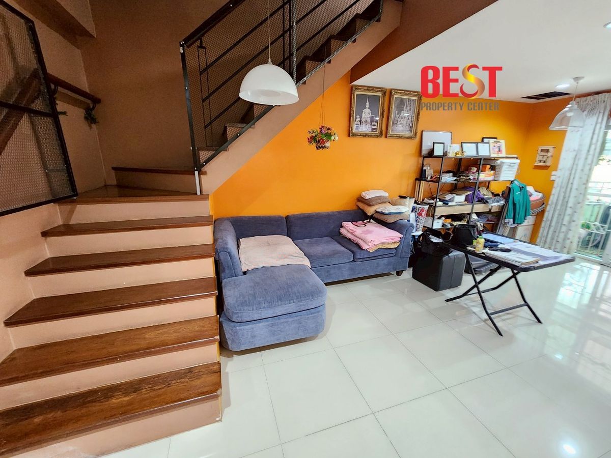 ขาย ทาวน์โฮม 3 ชั้น พื้นที่ใช้สอยใหญ่เท่าบ้านเดี่ยว หมู่บ้าน อิ่มอัมพร 1 ซอยจรัญฯ 13 เพียง 4.19 ล้านเท่านั้น!