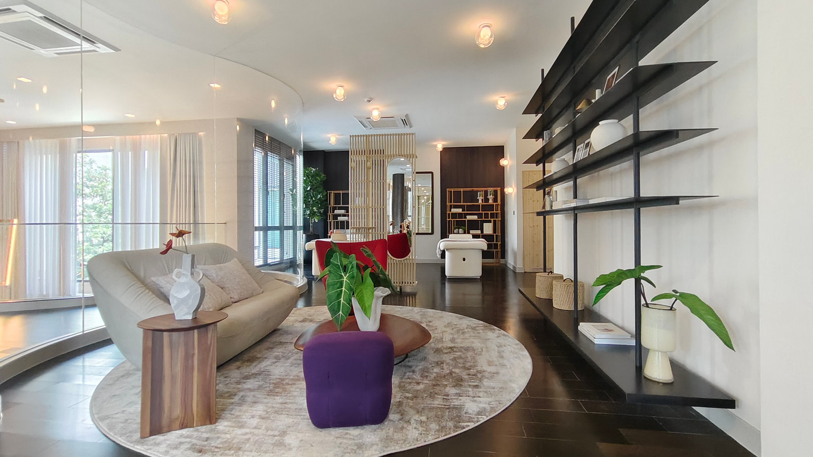 ✨ เปิดชมแล้ววันนี้ — บ้านตกแต่งแปลงใหม่ล่าสุด พร้อมอยู่ระดับ Ultra Luxury 95E1 • Ninety Five East One